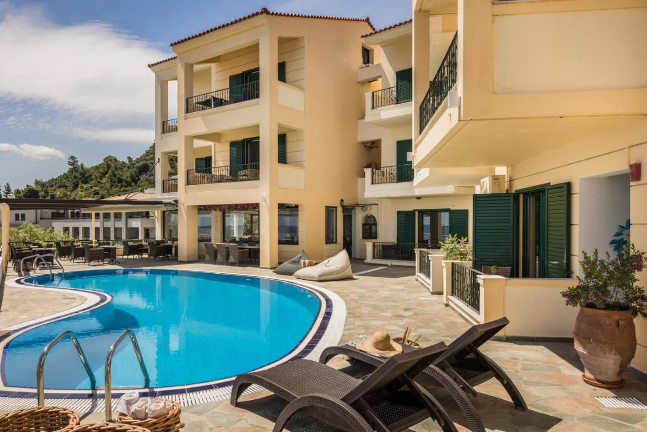 Valledi Village Hotel Kými Eksteriør bilde