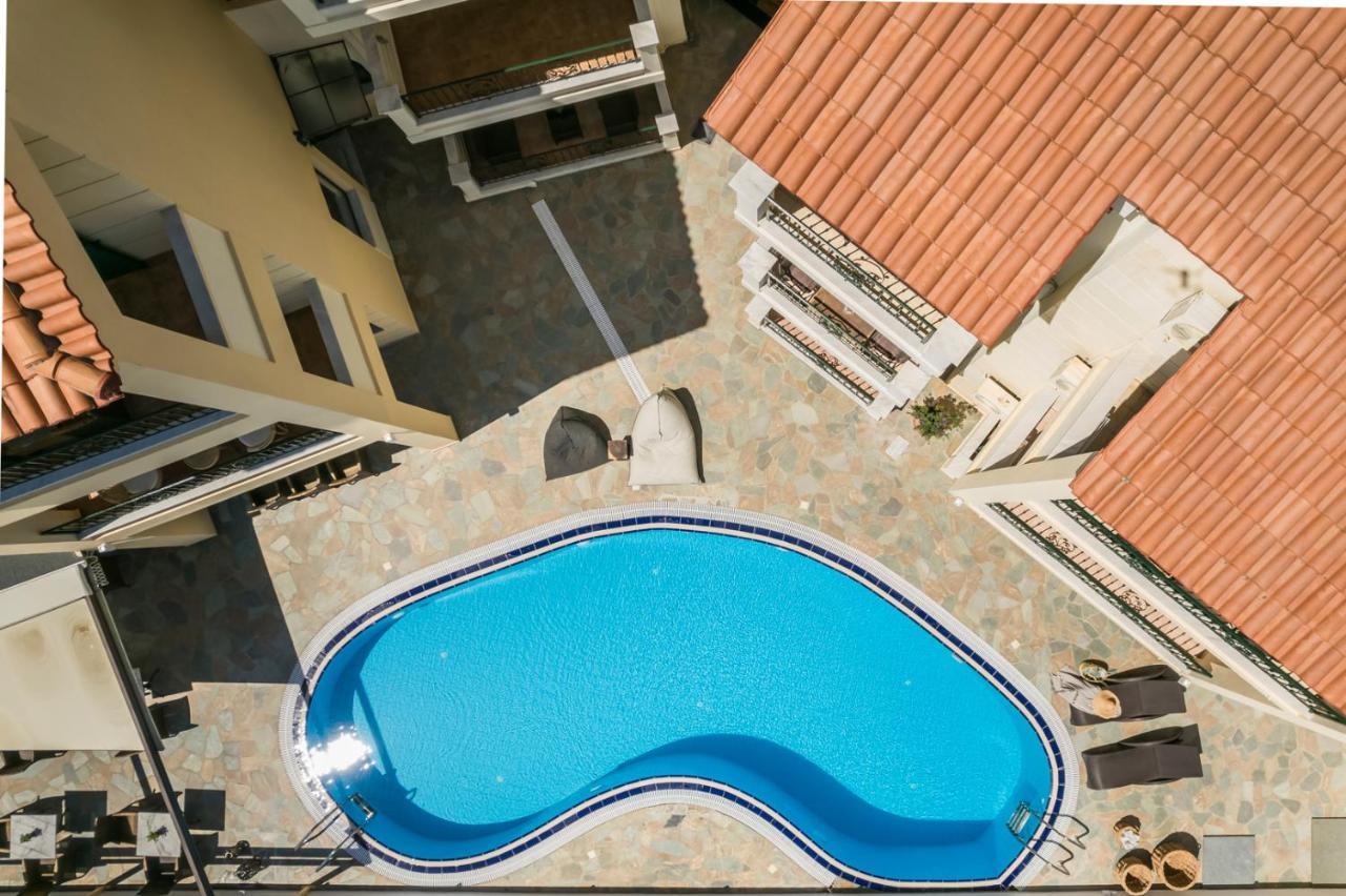 Valledi Village Hotel Kými Eksteriør bilde