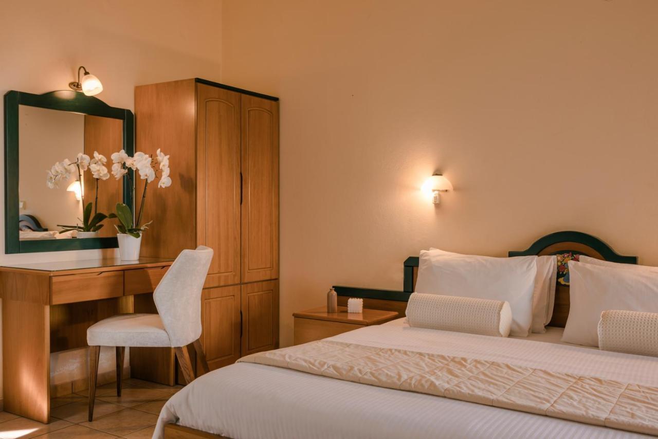 Valledi Village Hotel Kými Eksteriør bilde