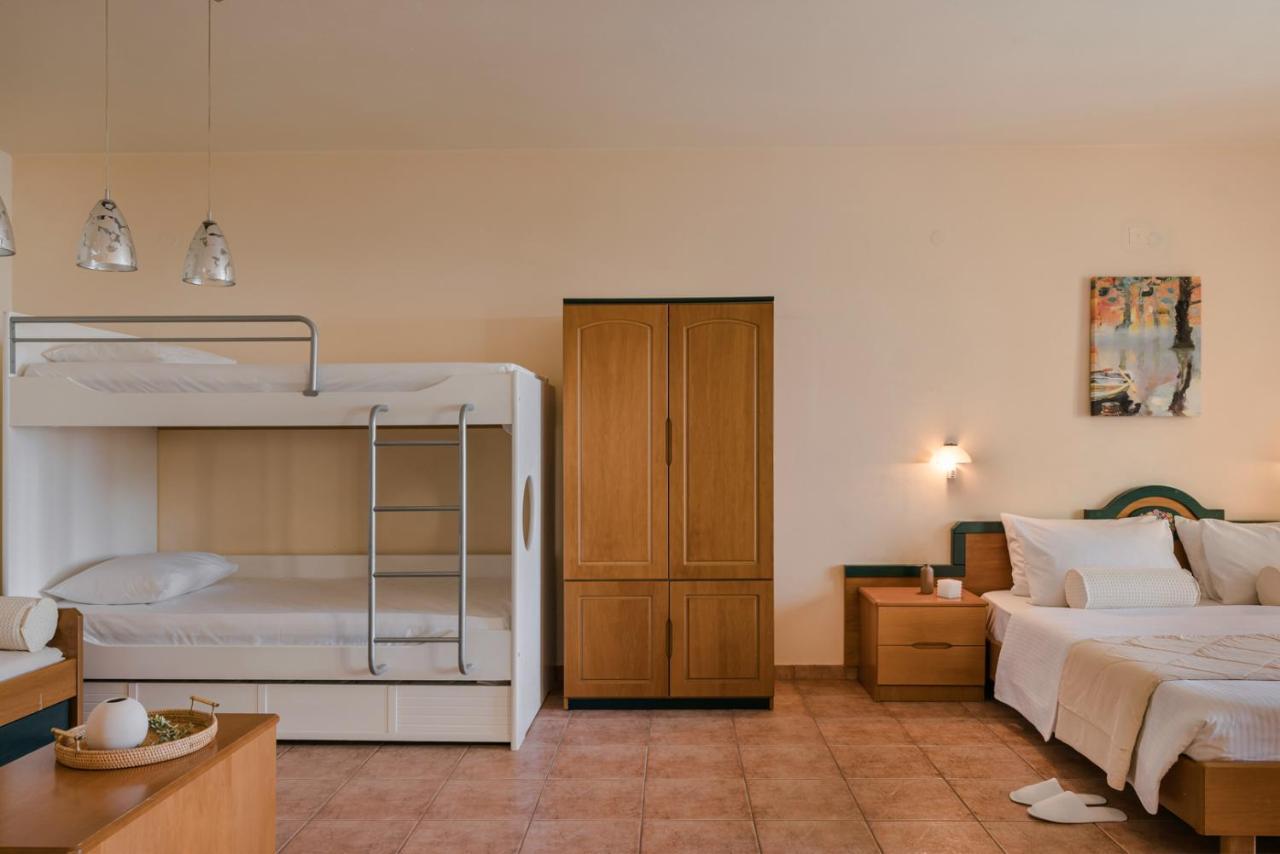 Valledi Village Hotel Kými Eksteriør bilde