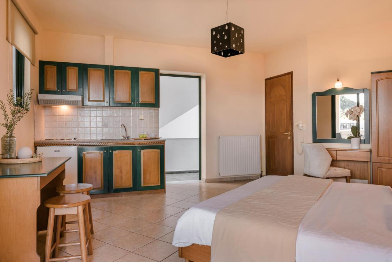 Valledi Village Hotel Kými Eksteriør bilde